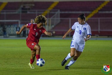 Selección Femenina de Panamá clasifica al premundial tras vencer 2-0 a El Salvador
