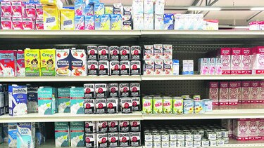 Nestlé suspende compra de leche