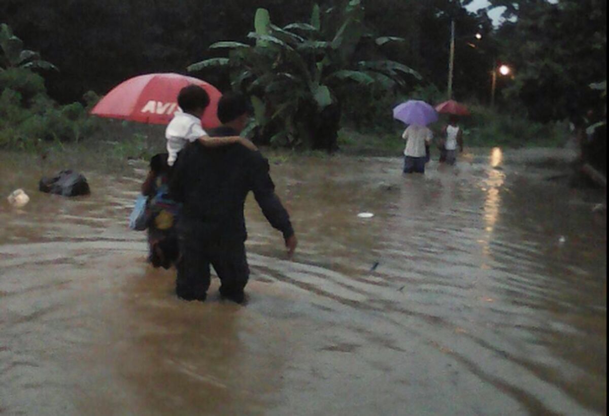 Al menos 36 casas inundadas en el distrito de Panamá por lluvias