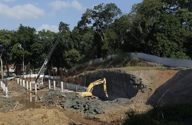 Orden para suspender proyecto, sin acatar