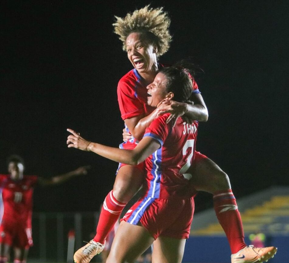 Panamá vence 2-0 a Paraguay y se concentra en la Copa Oro W