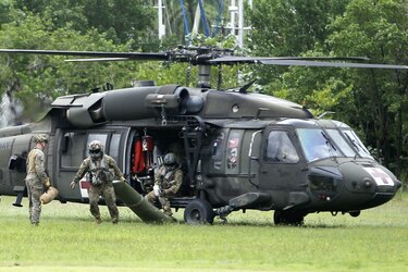 Marines de Estados Unidos extienden entrenamiento de supervivencia en la selva panameña hasta 2026