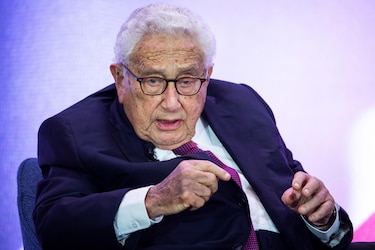 Muere el ex secretario de Estado estadounidense Henry Kissinger a los 100 años