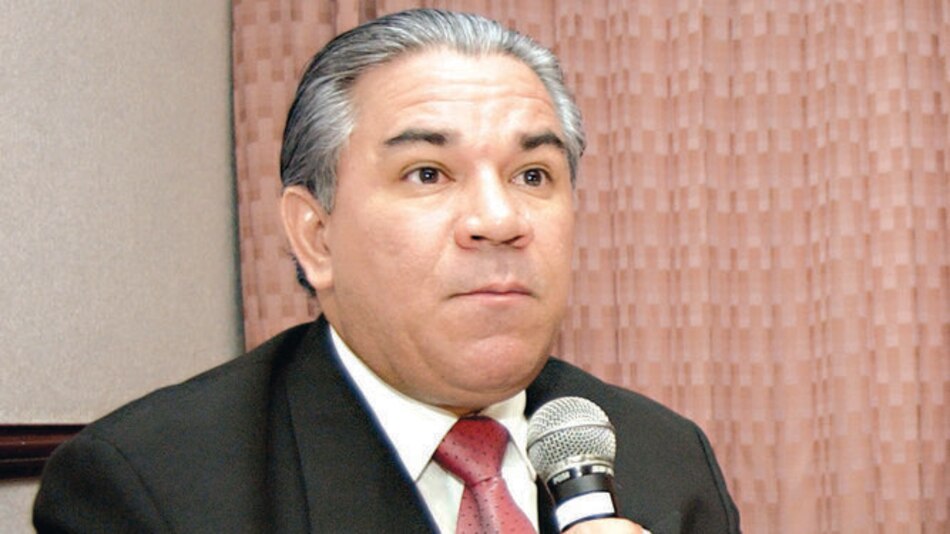 Exdefensor Liborio García, en la planilla de la diputada Corina Cano