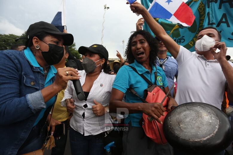 Docentes extienden paro; diálogo está estancado mientras siguen las marchas en el país