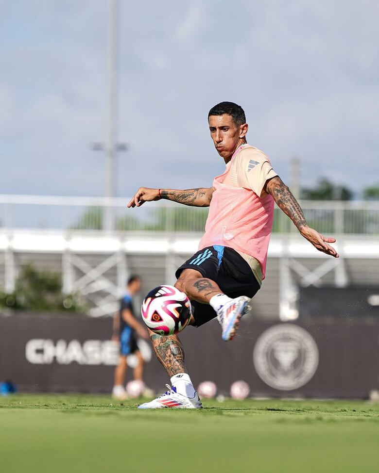Ángel di María regresa a su primer club, Rosario Central