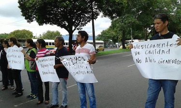 Reabren la vía Transístmica al finalizar protesta de pacientes trasplantados