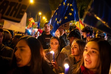 Noche de protestas en Madrid contra la amnistía a independentistas