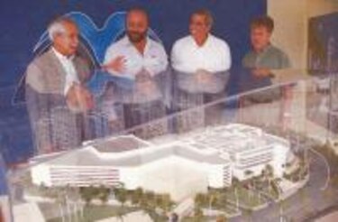 Inician construcción del Multicentro