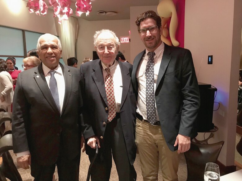 El Dr. Emil J. Freireich y Panamá