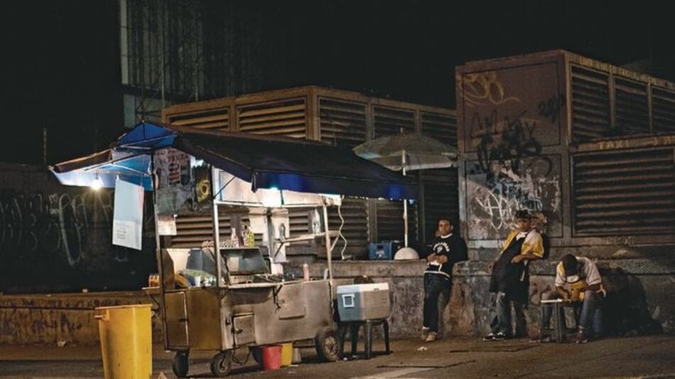 Rusos llegan a Venezuela ante colapso financiero