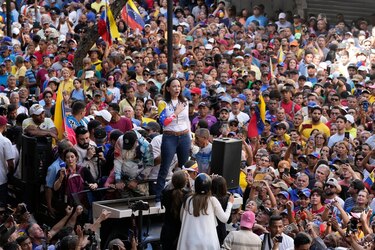 Petro dice que el ‘gobierno venezolano’ le quitó a Machado el derecho a ser elegida