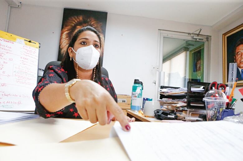 Las cuatro versiones de un ‘préstamo’ de funcionarios