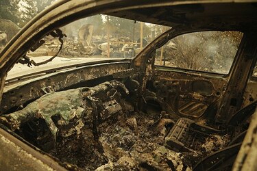 Incendios arrasan con la región vinícola de California y dejan al menos 15 muertos