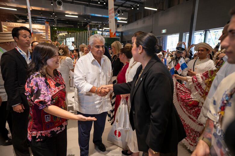 Panamá pone en relieve sus raíces indígenas en su Día Nacional en la Expo de Osaka