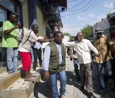Jean-Bertrand Aristide vuelve a la escena política en Haití