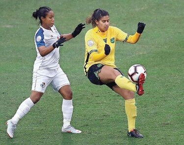 El fútbol femenino necesita igualdad