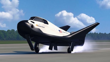 Avión autónomo de la Fuerza Espacial de Estados Unidos concluye misión de 908 días
