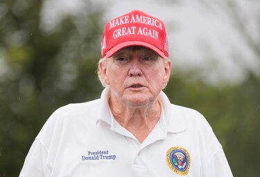Trump pide que su juicio en Washington no se celebre hasta 2026