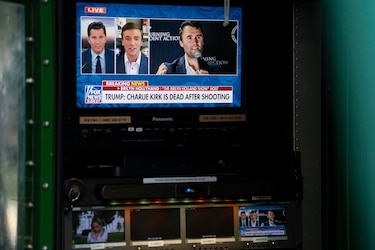 El FBI dice que detuvo al sospechoso de asesinar de un disparo a Charlie Kirk