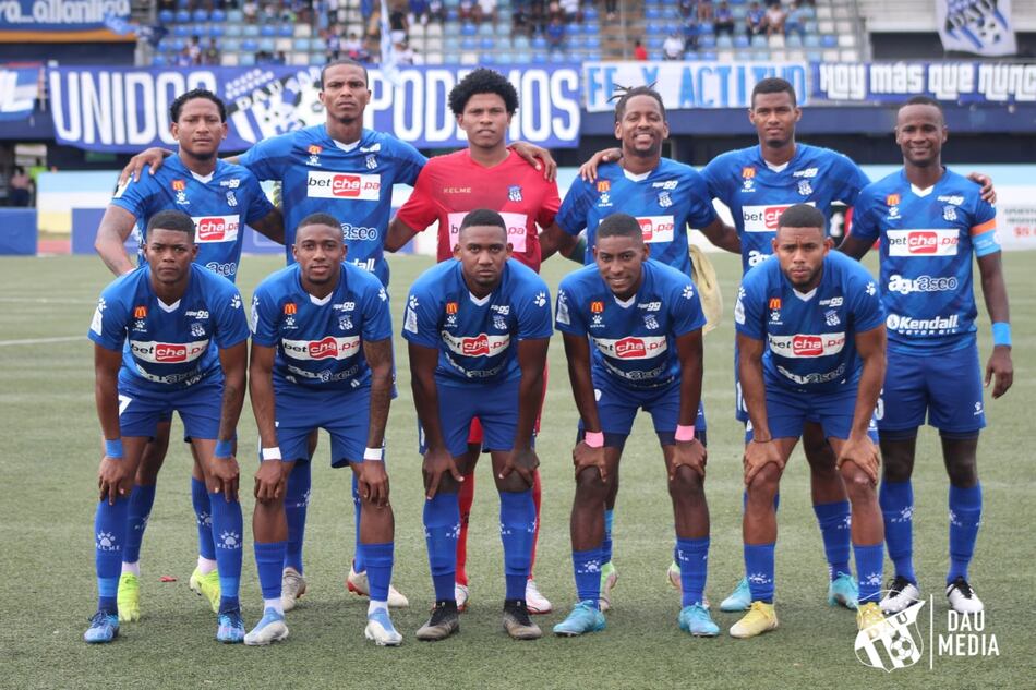 Tauro F.C. y Árabe Unido cerraron con triunfo la fecha 15 del fútbol panameño