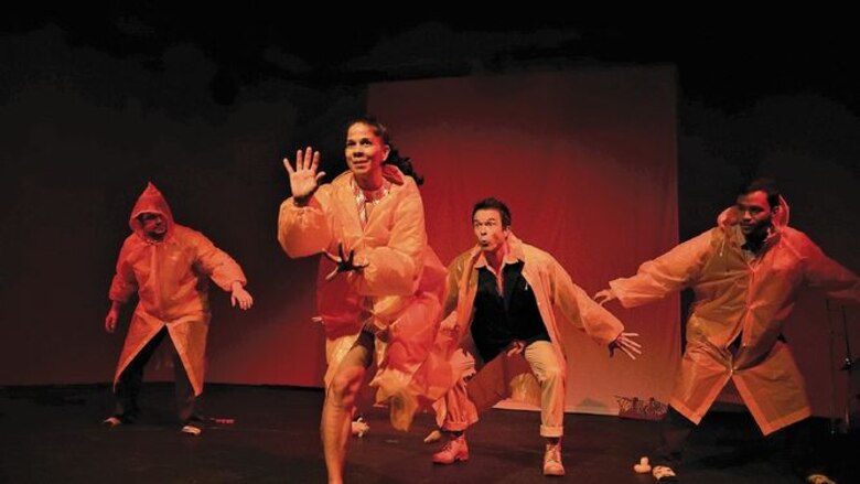 Danza surrealista va a Chitré