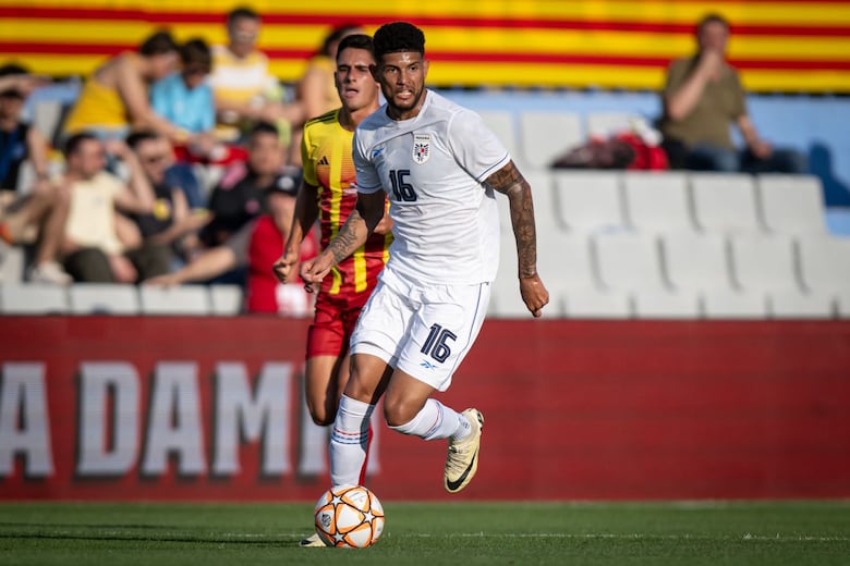 Panamá recupera a Andrés Andrade para el camino mundialista