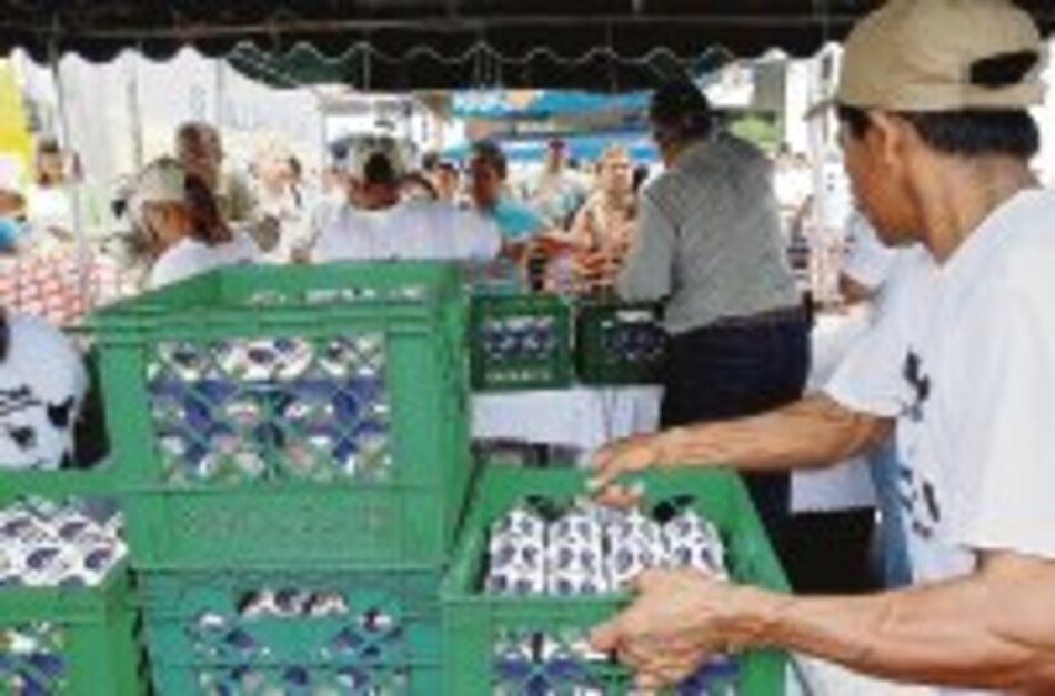 Diez mil litros de leche se vendieron en San Miguelito