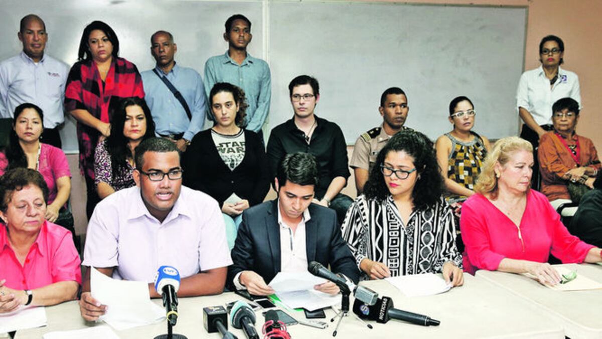 Al menos 46 organizaciones respaldan el proyecto 61 y las guías de sexualidad.