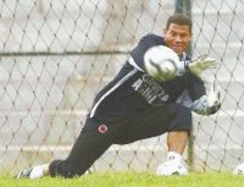 Oscar Córdoba se mantendrá en el Boca