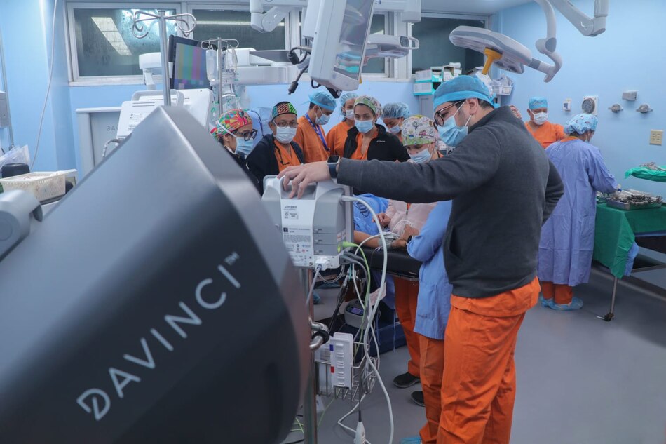 El ION realiza 30 operaciones con tecnología Da Vinci Xi y proyecta 1,200 en cinco años