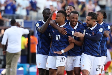 Mbappé y Barcola tumban a una buena Senegal que tuvo sus oportunidades