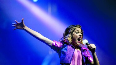 Vives y Violetta llegan a Panamá