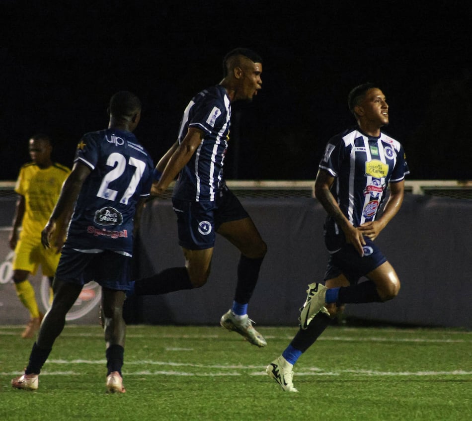 Keny Bonilla lideró con un doblete el triunfo del Veraguas United