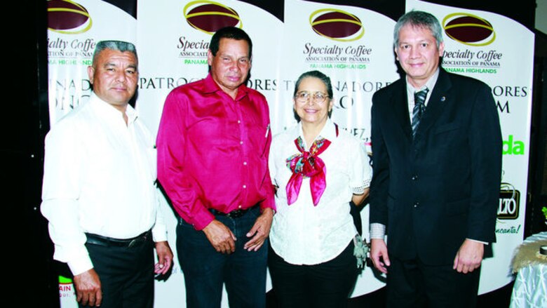 Cena de gala por cata de café en Boquete