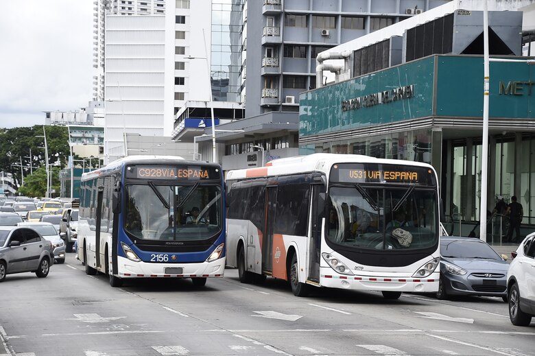 450 Metro Buses hacen falta en las calles, usuarios esperan que pronto empiecen la reparación de las unidades