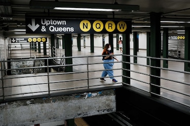 Desierto, el metro de Nueva York amenaza con reducir su servicio un 40%