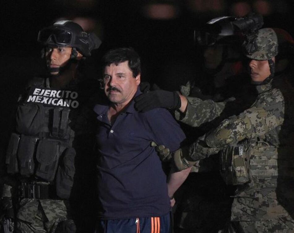 Abogado de El Chapo demandaría a cadenas de EU por serie