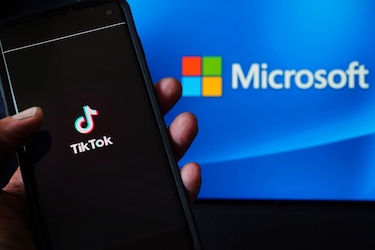 TikTok no será vendido a Microsoft, Oracle tiene ahora vía libre