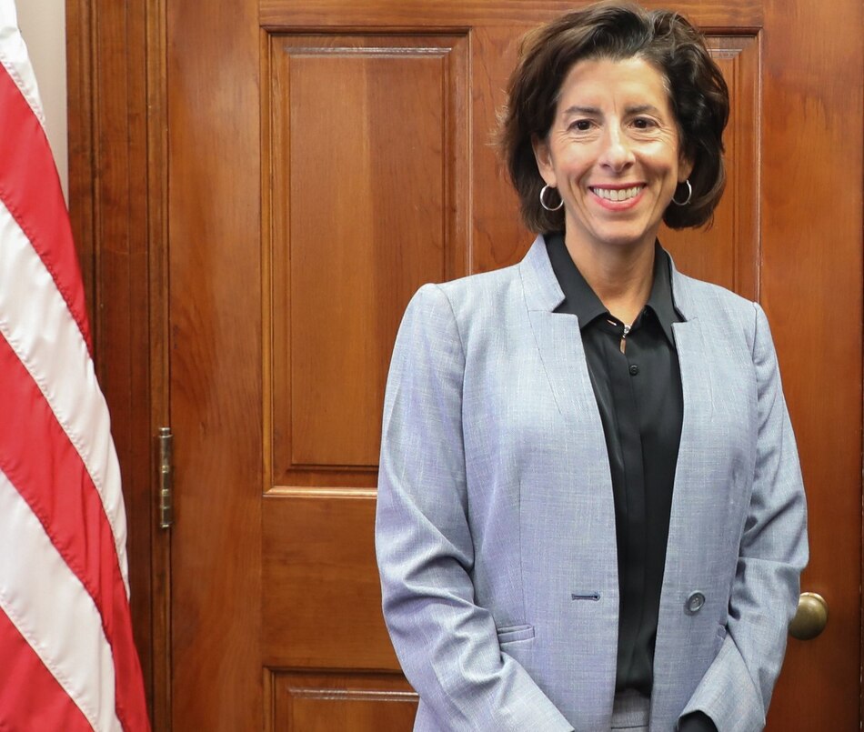 Estados Unidos anuncia nuevas restricciones a China para frenar su avance en microchips avanzados