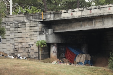 Vivir en la calle: una realidad en expansión sin respuesta sostenida