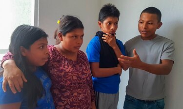 ‘Me dejaron ciega’ a golpes, dice una indígena que sobrevivió a la masacre en El Terrón