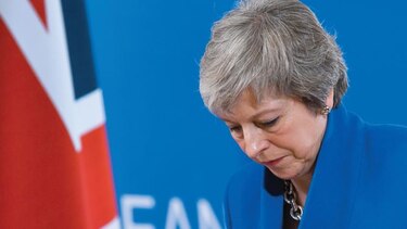 UE ratifica el ‘brexit’ y lanza advertencia a políticos ingleses