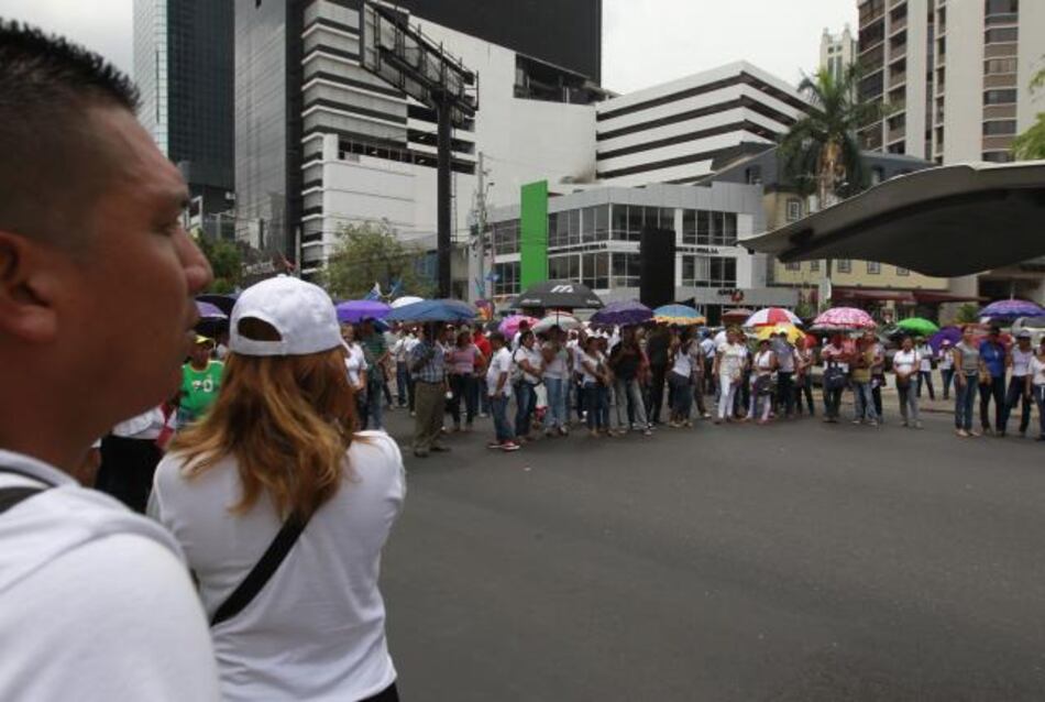Gremios piden a Molinar que los atienda en la mesa de diálogo