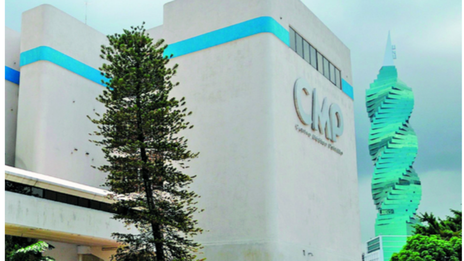 Grupo español compra hospital Centro Médico Paitilla