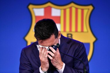 Lluvia de homenajes a Messi tras su despedida del Barcelona