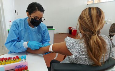 Adquieren nuevos equipos para pruebas de inmunología y serología en el Complejo Hospitalario