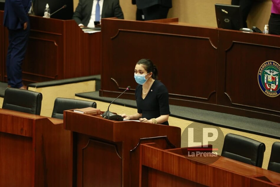 Llega a la Asamblea proyecto que penaliza desobediencia de medidas de aislamiento y toque de queda