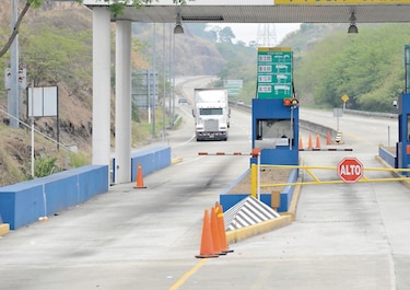 Transportistas piden exoneración en pago de peajes 