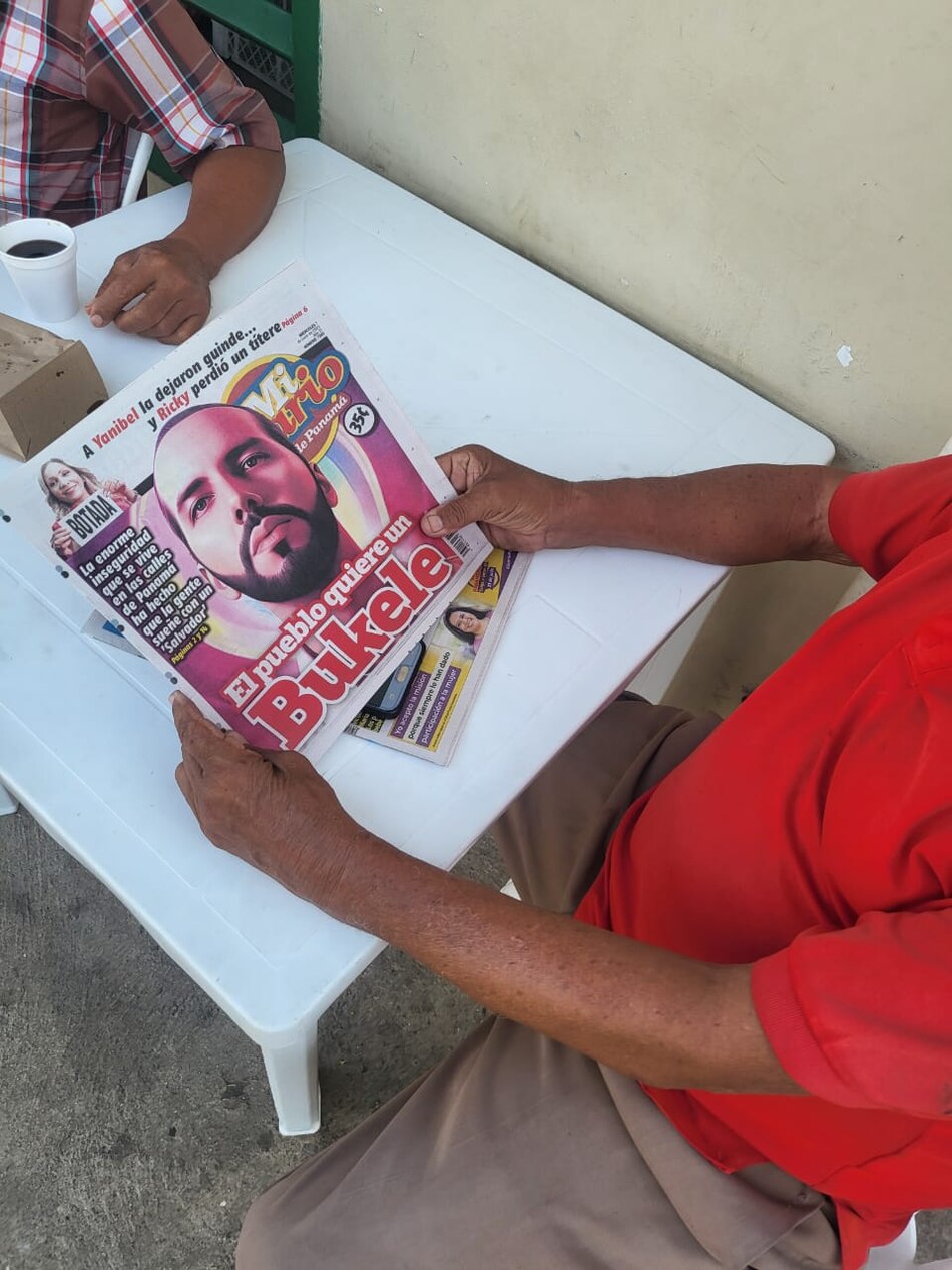 Acaparan ejemplares de ‘Mi Diario’ en Capira, con la noticia de la expulsión de Yanibel Ábrego de CD